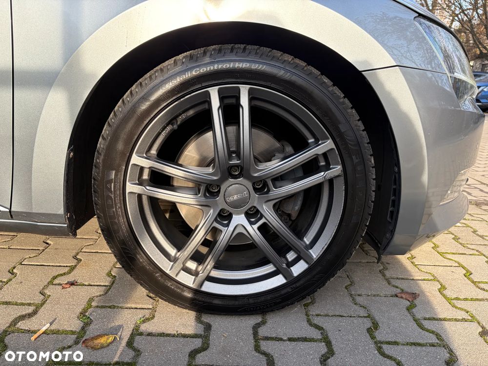 Skoda Superb 1.8 TSI Sportline DSG - 25