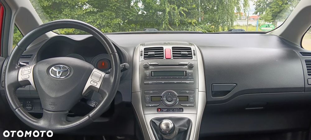 Toyota Auris 1.6 VVT-i Luna - 11
