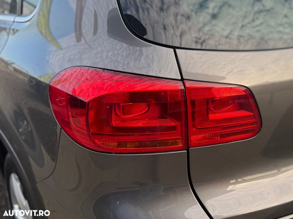 Volkswagen Tiguan 2.0 TDI DPF BlueMotion Technology Exclusive - 19