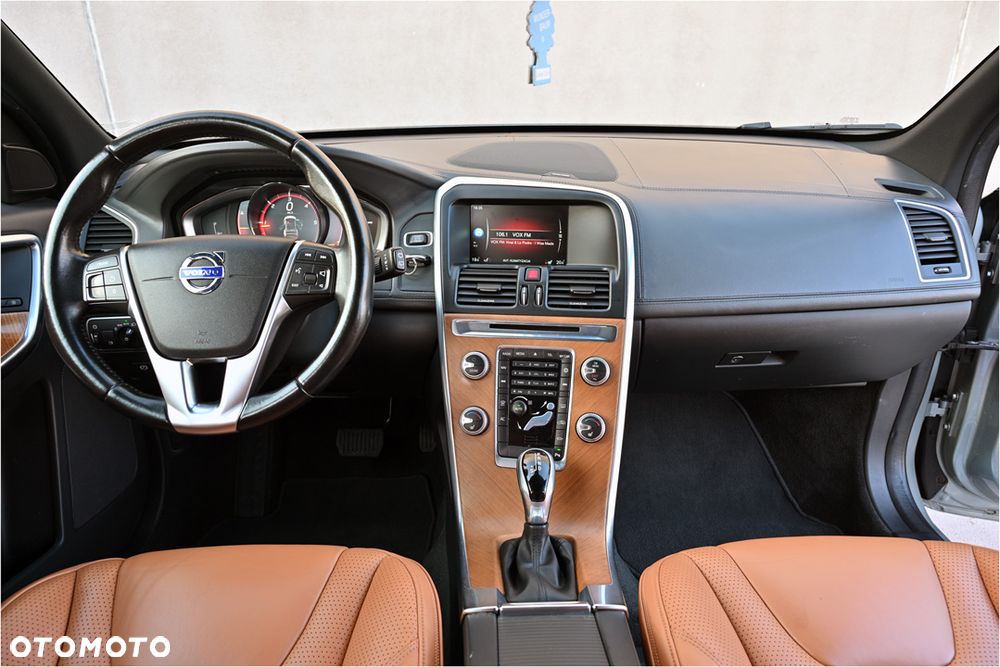 Volvo XC 60 D4 Geartronic Inscription - 18