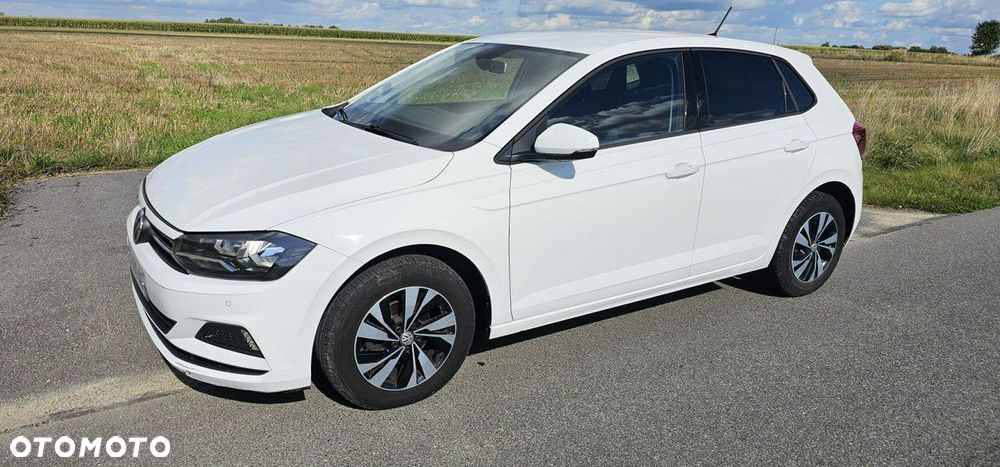 Volkswagen Polo - 1