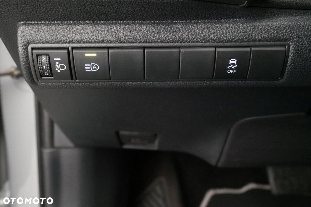 Toyota Corolla 1.8 Hybrid Comfort - 25
