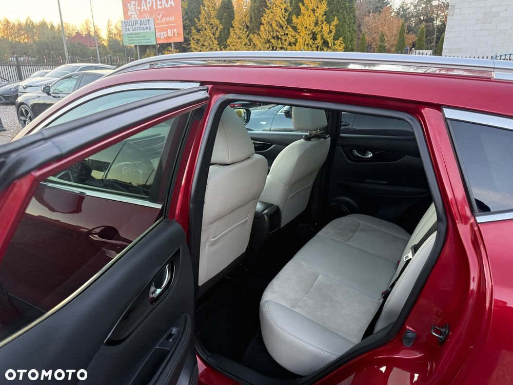 Nissan Qashqai 1.6 DCi Tekna Xtronic - 8