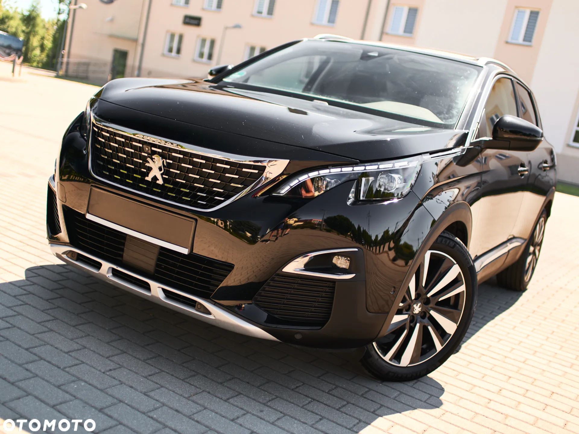 Peugeot 3008 BlueHDi 130 Stop & Start Allure Business-Paket - 1