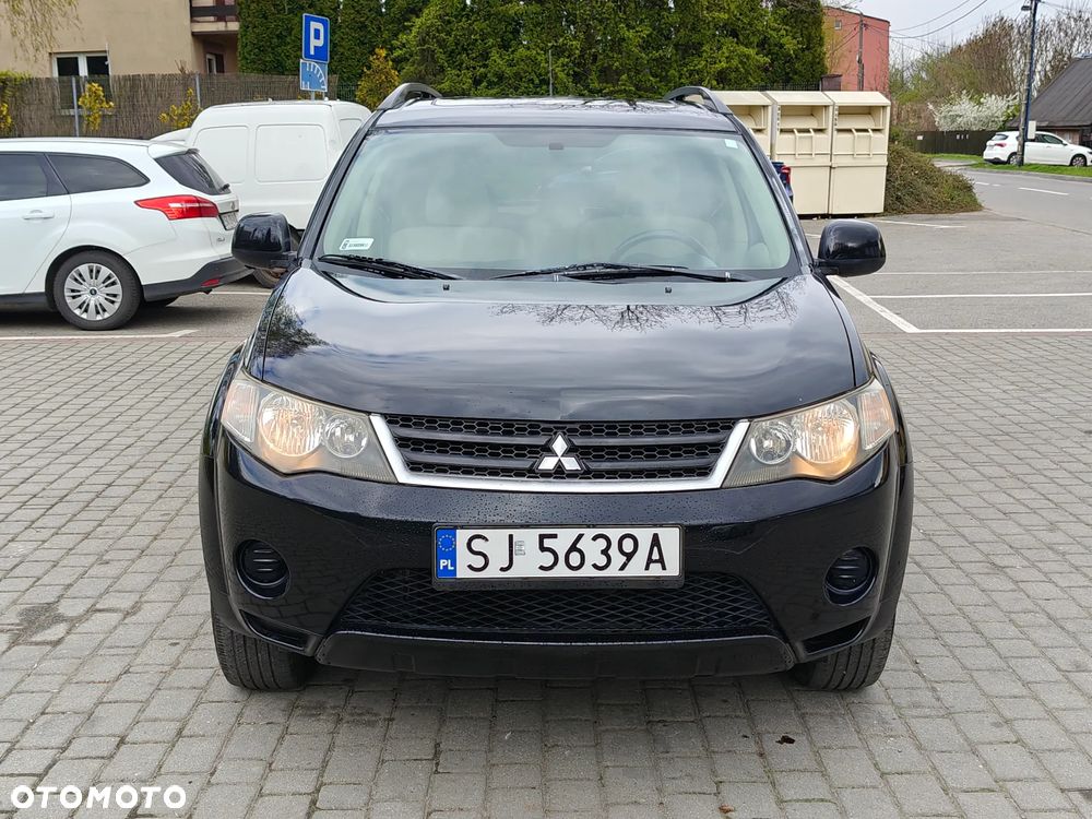 Mitsubishi Outlander 2.4 4WD CVT Intense - 14