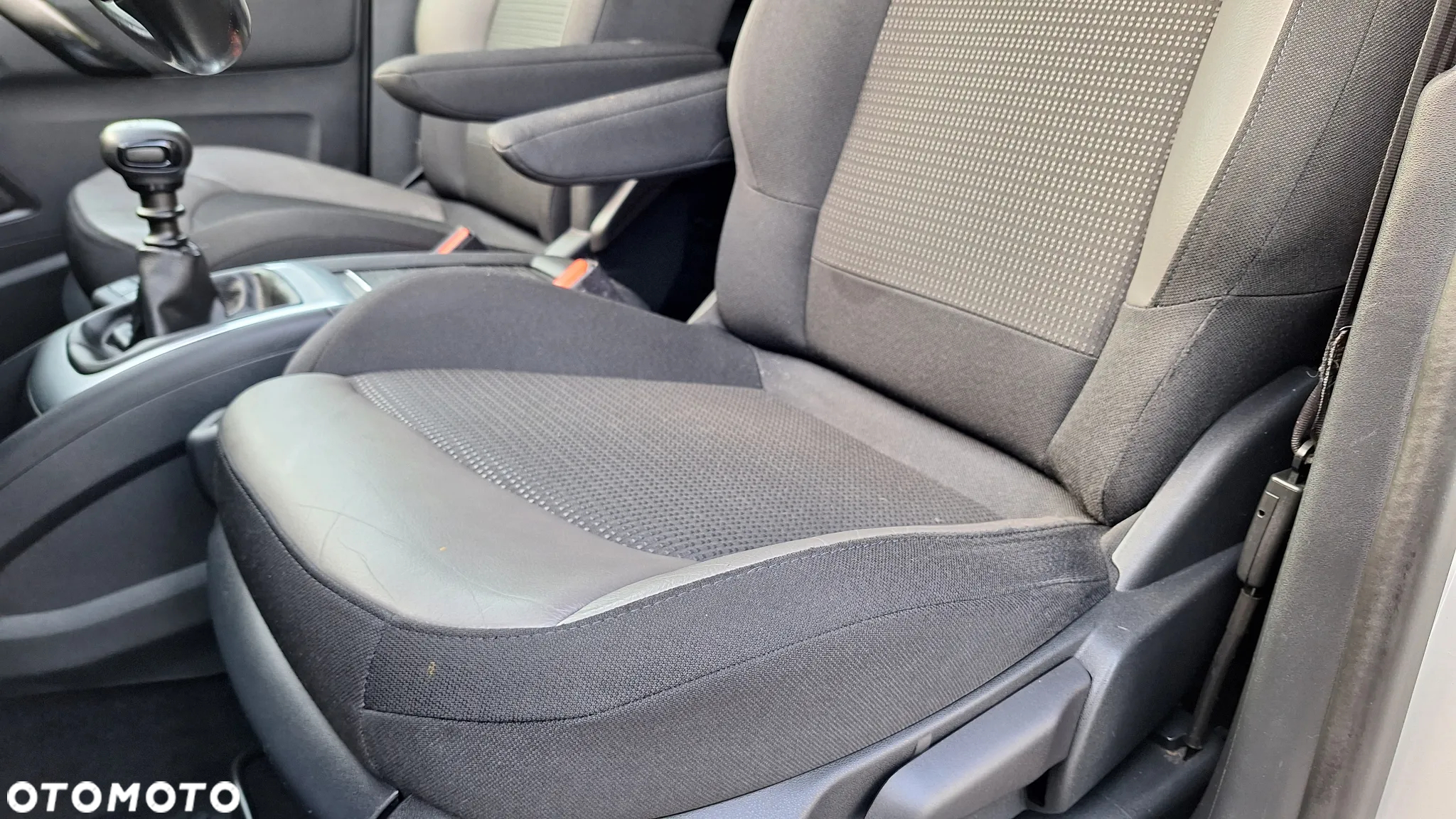 Citroën C4 SpaceTourer Grand 1.5 BlueHDi Shine S&S - 30