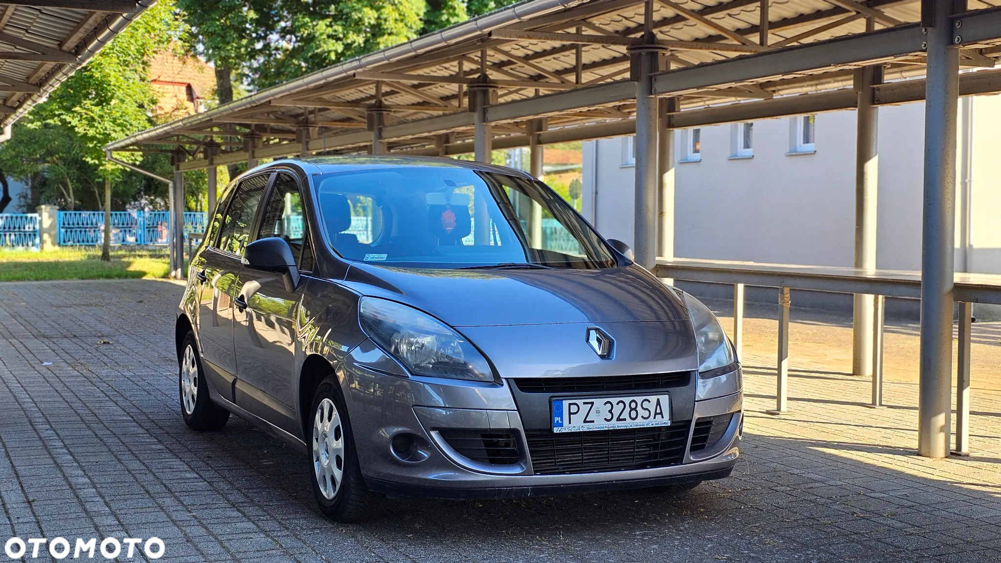 Renault Scenic - 3