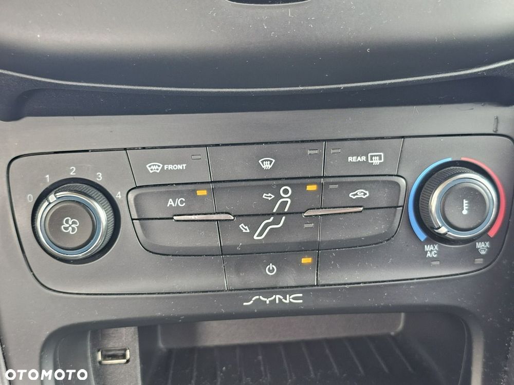 Ford Focus - 21