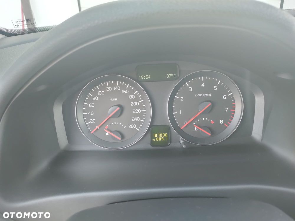 Volvo V50 2.0 Momentum - 9