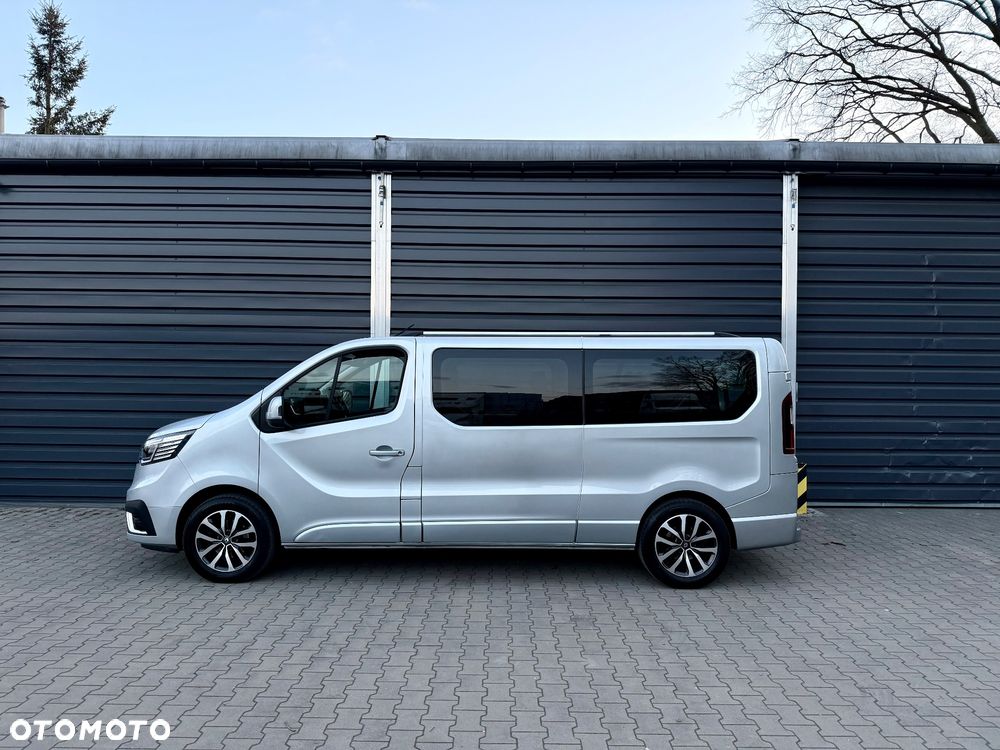Renault Trafic 2.0 dCi - 17