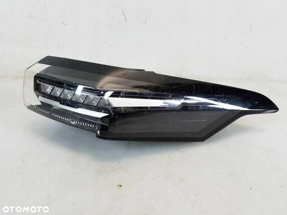 lampa tył peugeot 308 iii t10 kombi - 9