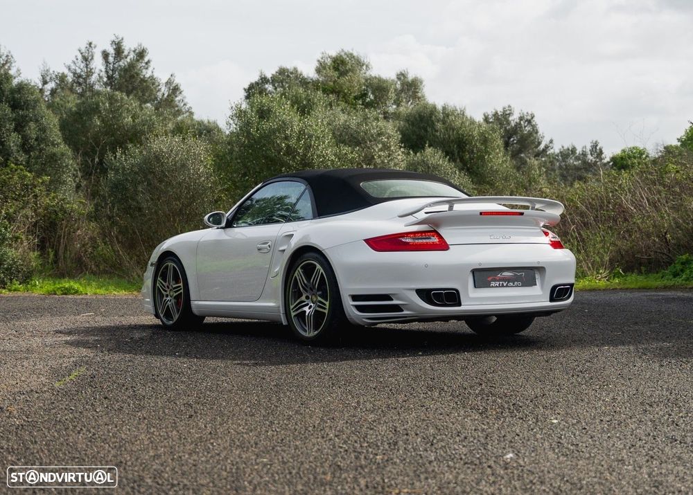 Porsche 911 (997) Turbo Cabriolet - 4