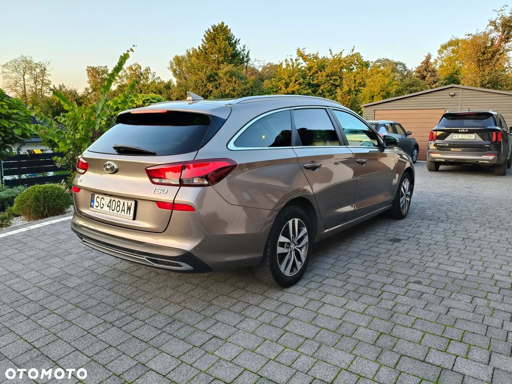 Hyundai i30 1.5 T-GDI 48V Smart - 6