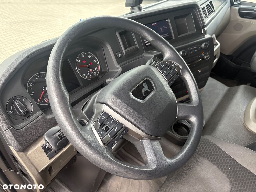 MAN TGL 12.220 / NOWY MODEL / 236.000km PRZEBIEGU /  KRÓTKI / DMC 12.000kg / EURO 6 / DO NAUKI JAZDY / NAUKA JAZDY / 250 - 24