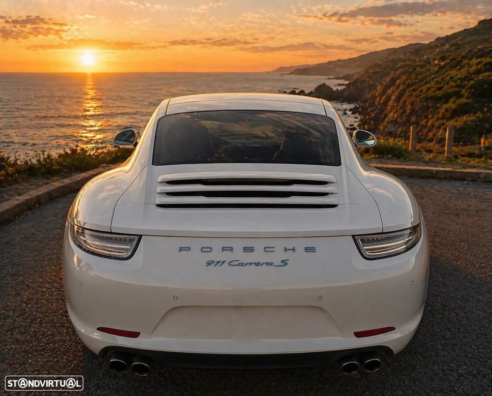 Porsche 911 Série F - 9