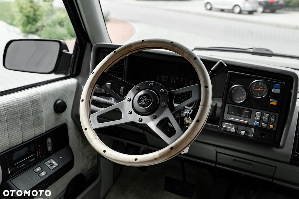 Chevrolet Blazer - 27
