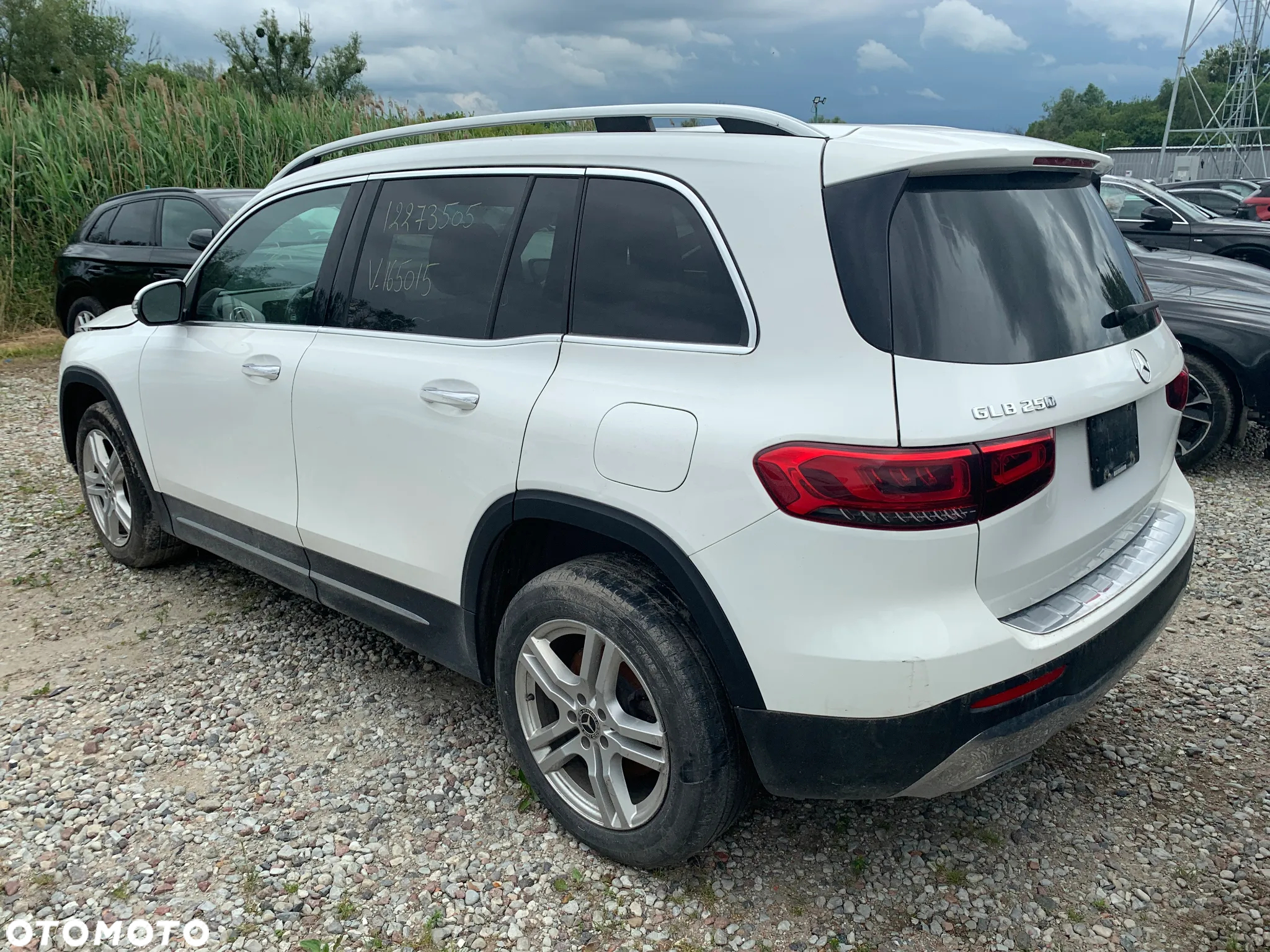 Mercedes-Benz GLB 250 4-Matic 8G-DCT - 7