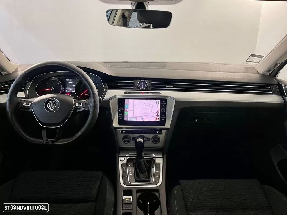VW Passat Variant 2.0 TDI Elegance DSG - 2