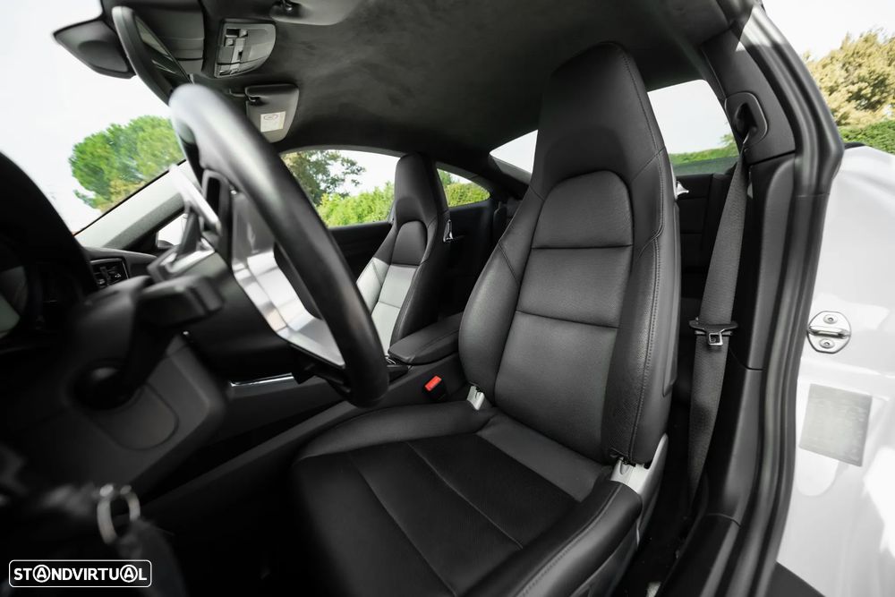 Porsche 911 (991) Carrera 4 S PDK - 9
