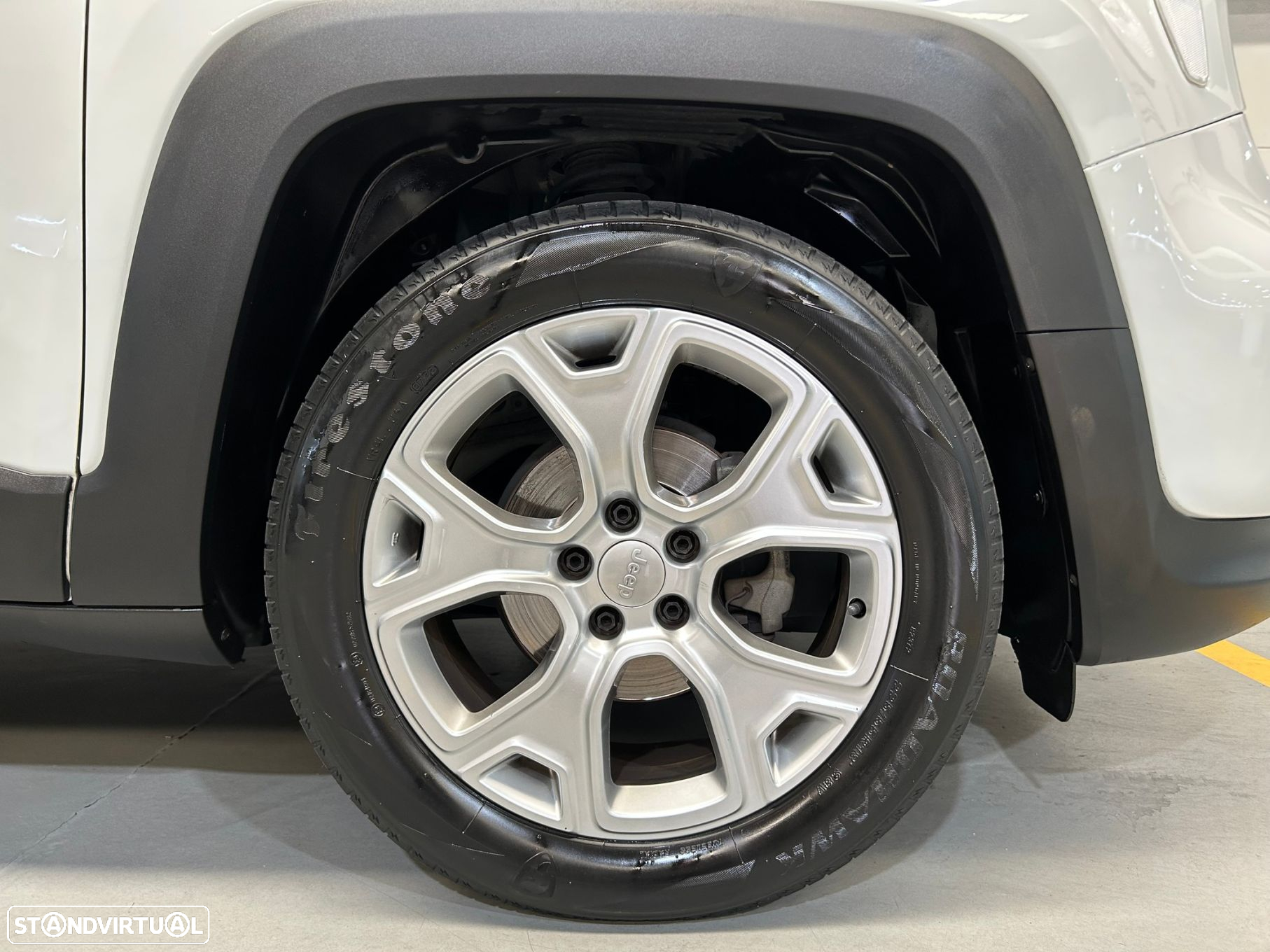 Jeep Renegade 1.0 T Limited - 6
