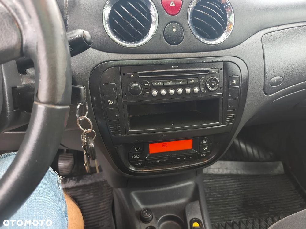 Citroën C3 1.4 HDi Exclusive - 7