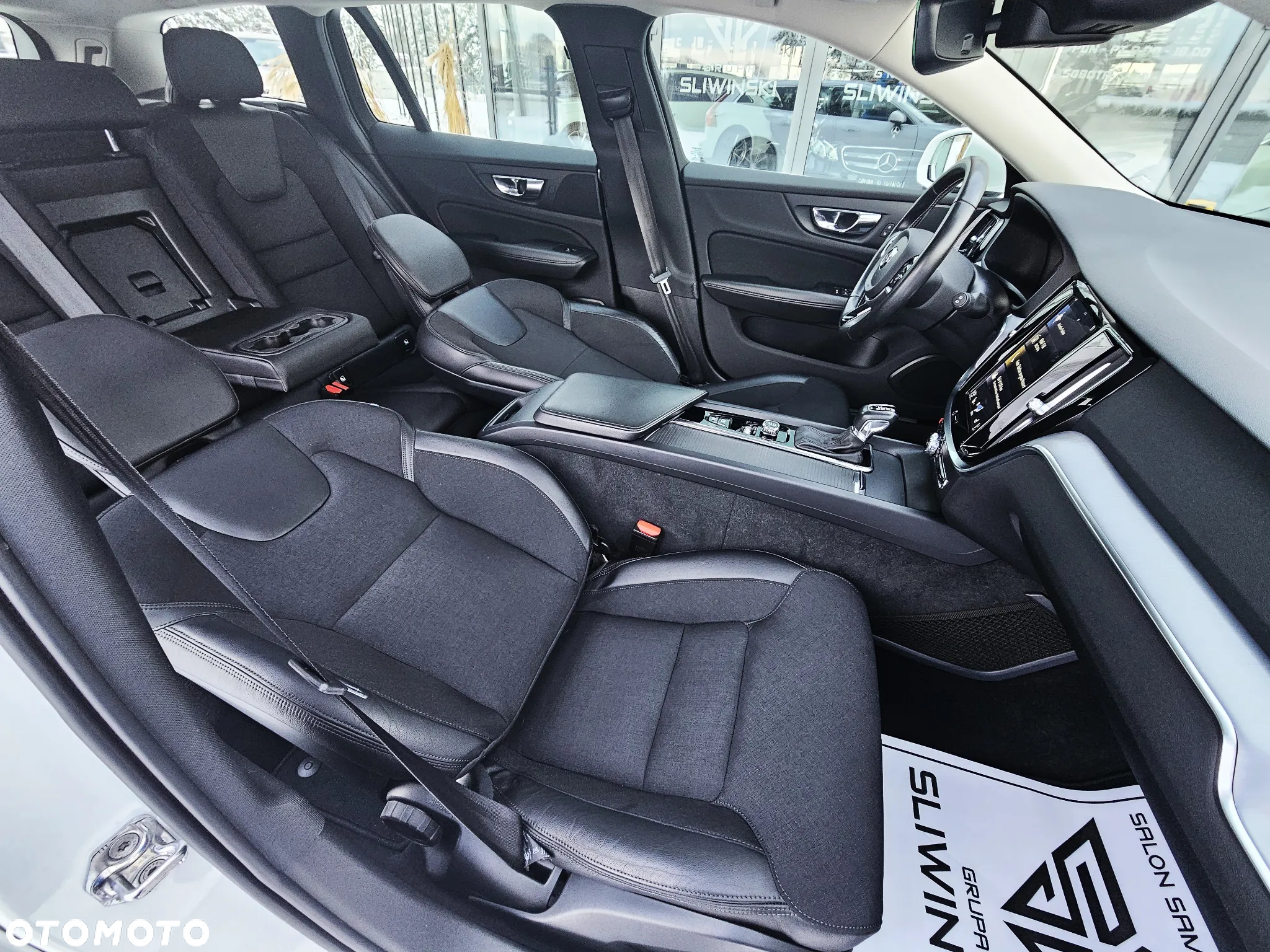 Volvo V60 D4 AWD Momentum - 15