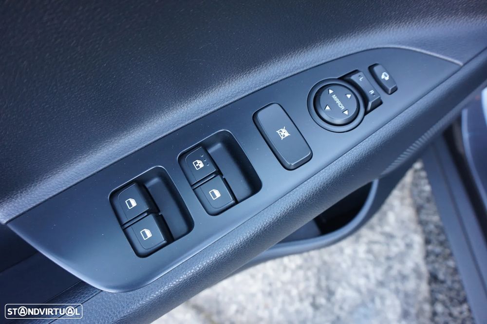 Kia Stonic 1.0 T-GDI Drive - 31