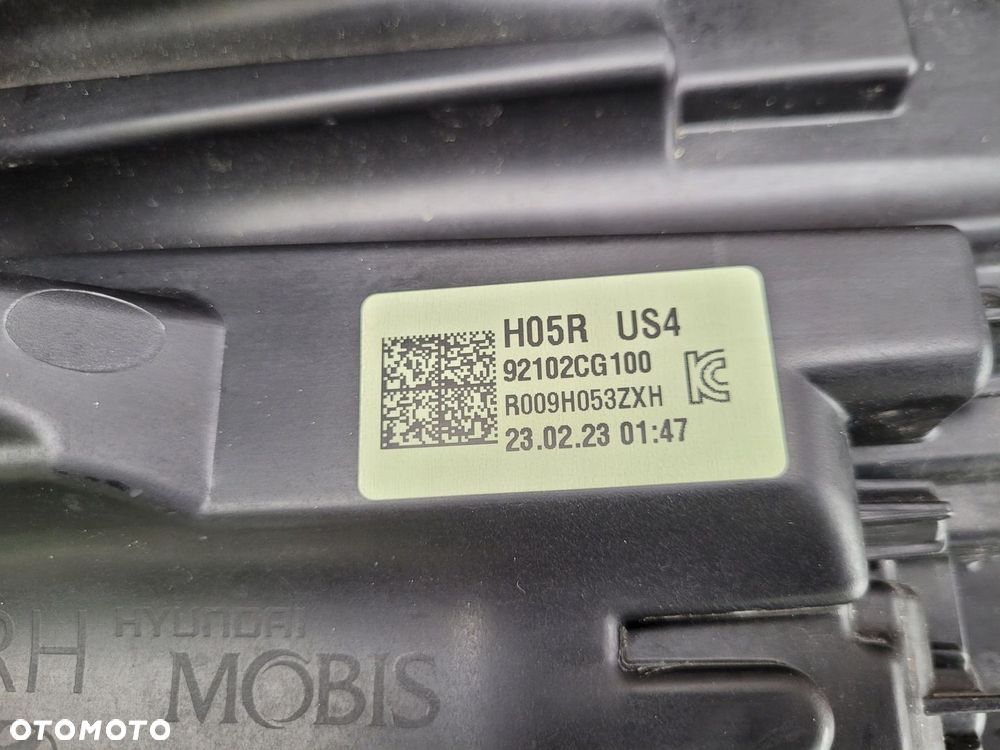 Hyundai Staria lampa przod prawa full led - 6