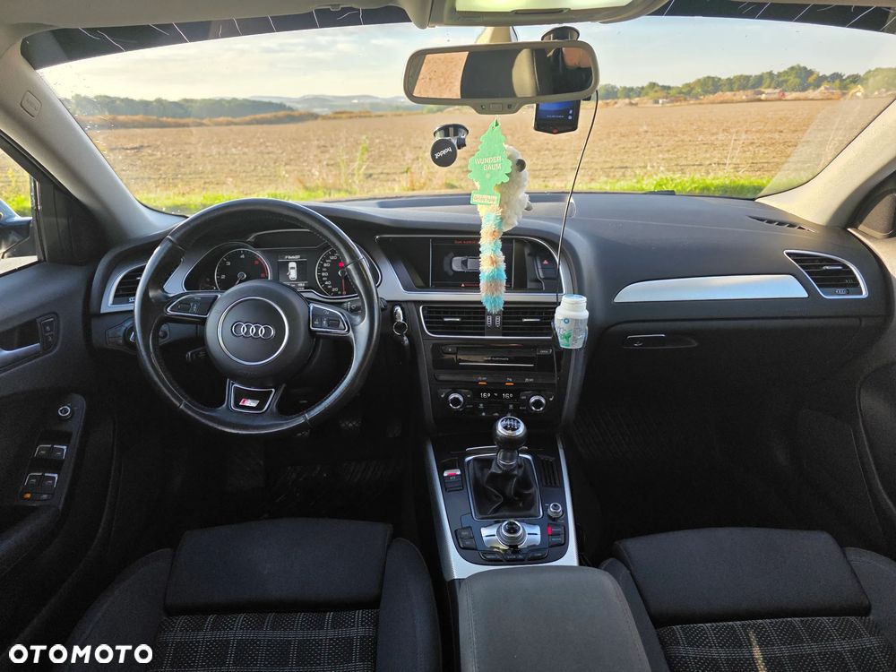 Audi A4 Avant 2.0 TDI - 11