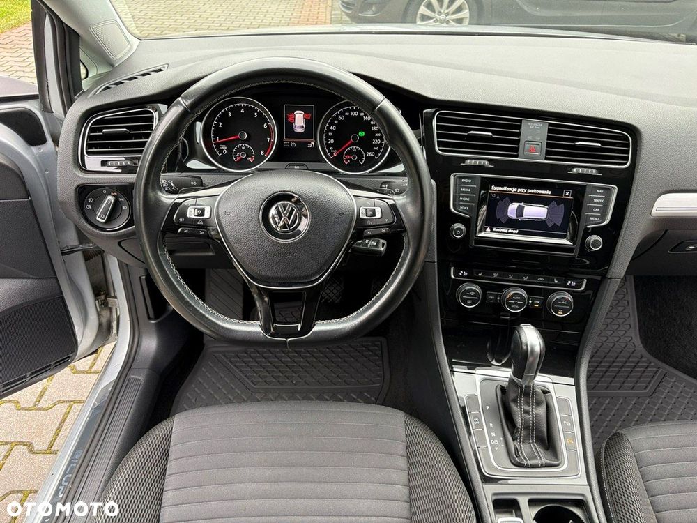 Volkswagen Golf VII 1.4 TSI BMT Comfortline DSG - 16
