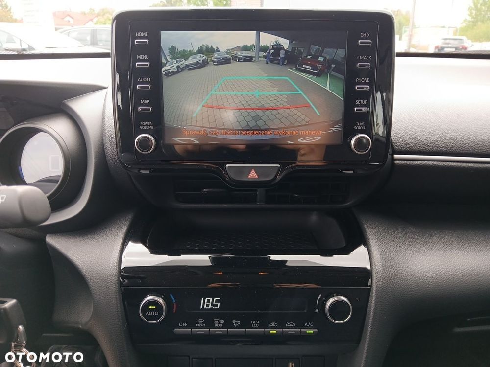Toyota Yaris Cross Hybrid 1.5 Comfort - 30