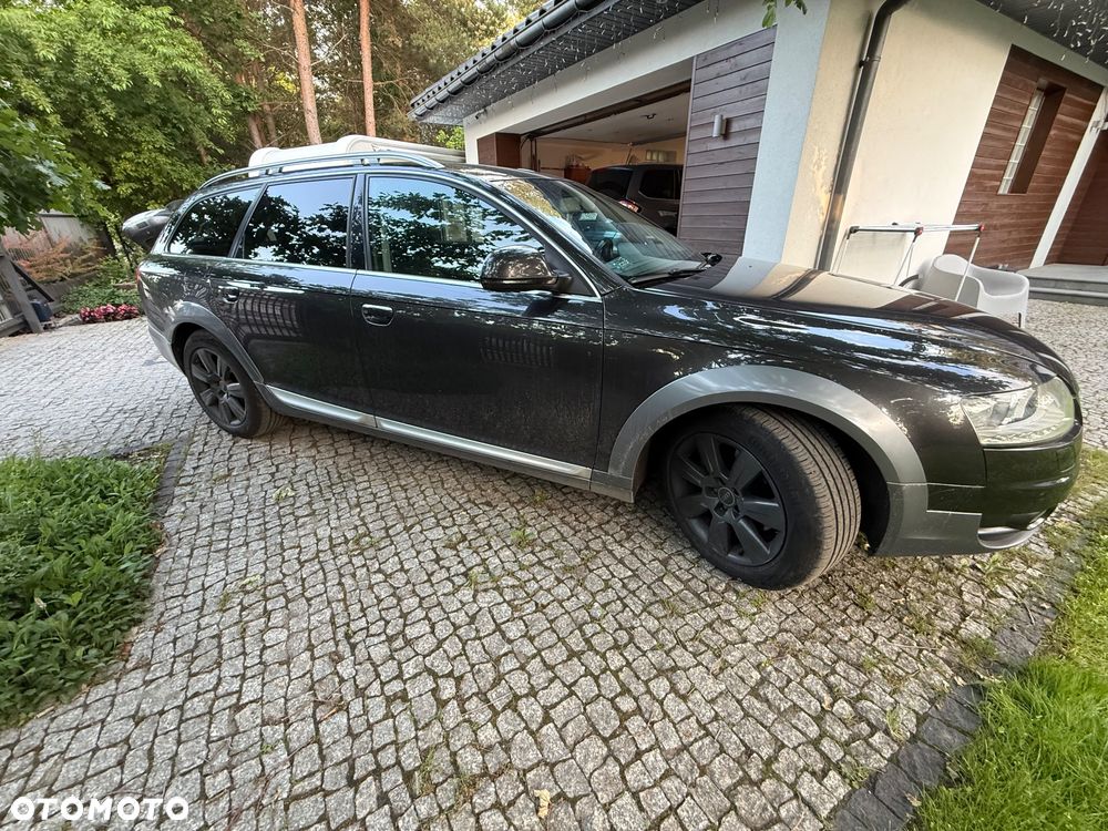 Audi A6 Allroad - 1