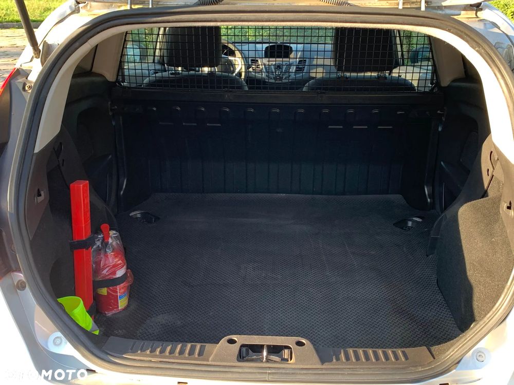 Ford Fiesta - 6