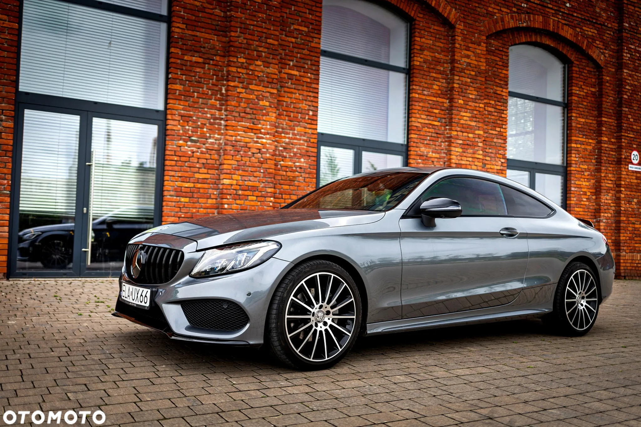 Mercedes-Benz Klasa C 200 4-Matic 9G-TRONIC - 11