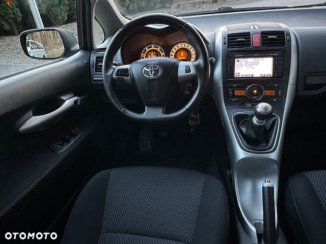Toyota Auris 1.4 D-4D Edition - 28