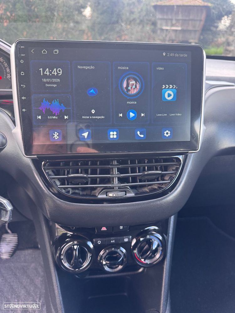 Peugeot 208 PureTech 82 Style - 11