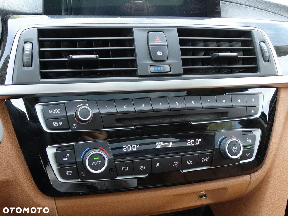 BMW Seria 3 320d Luxury Line - 24
