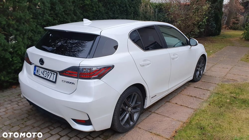 Lexus CT - 6