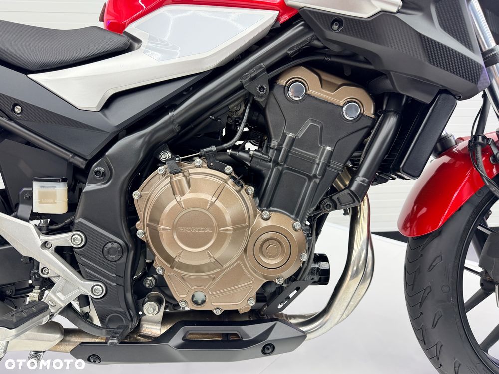 Honda CB - 12