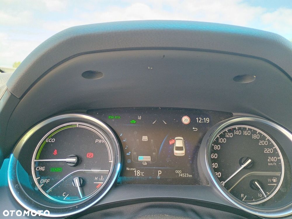 Toyota Camry 2.5 Hybrid Executive CVT - 22
