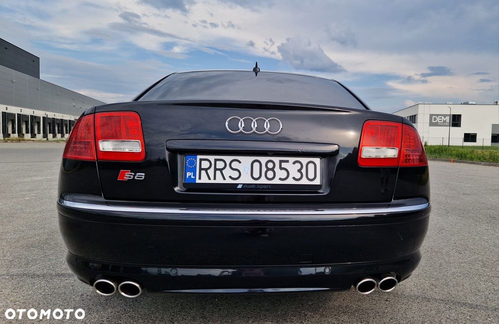 Audi S8 5.2 FSI Quattro - 9