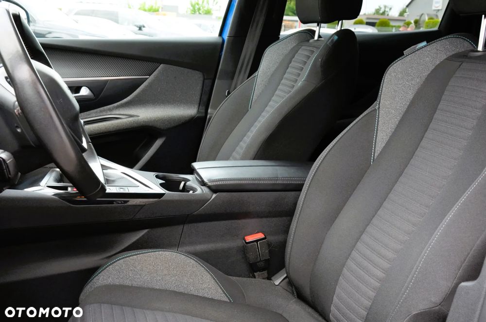 Peugeot 3008 - 17
