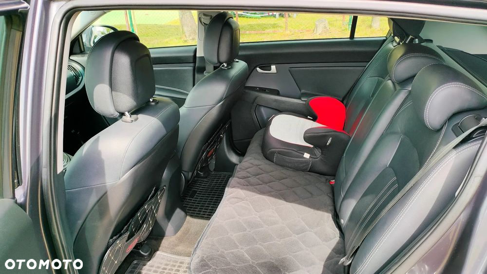 Kia Sportage 2.0 CRDI XL - 30