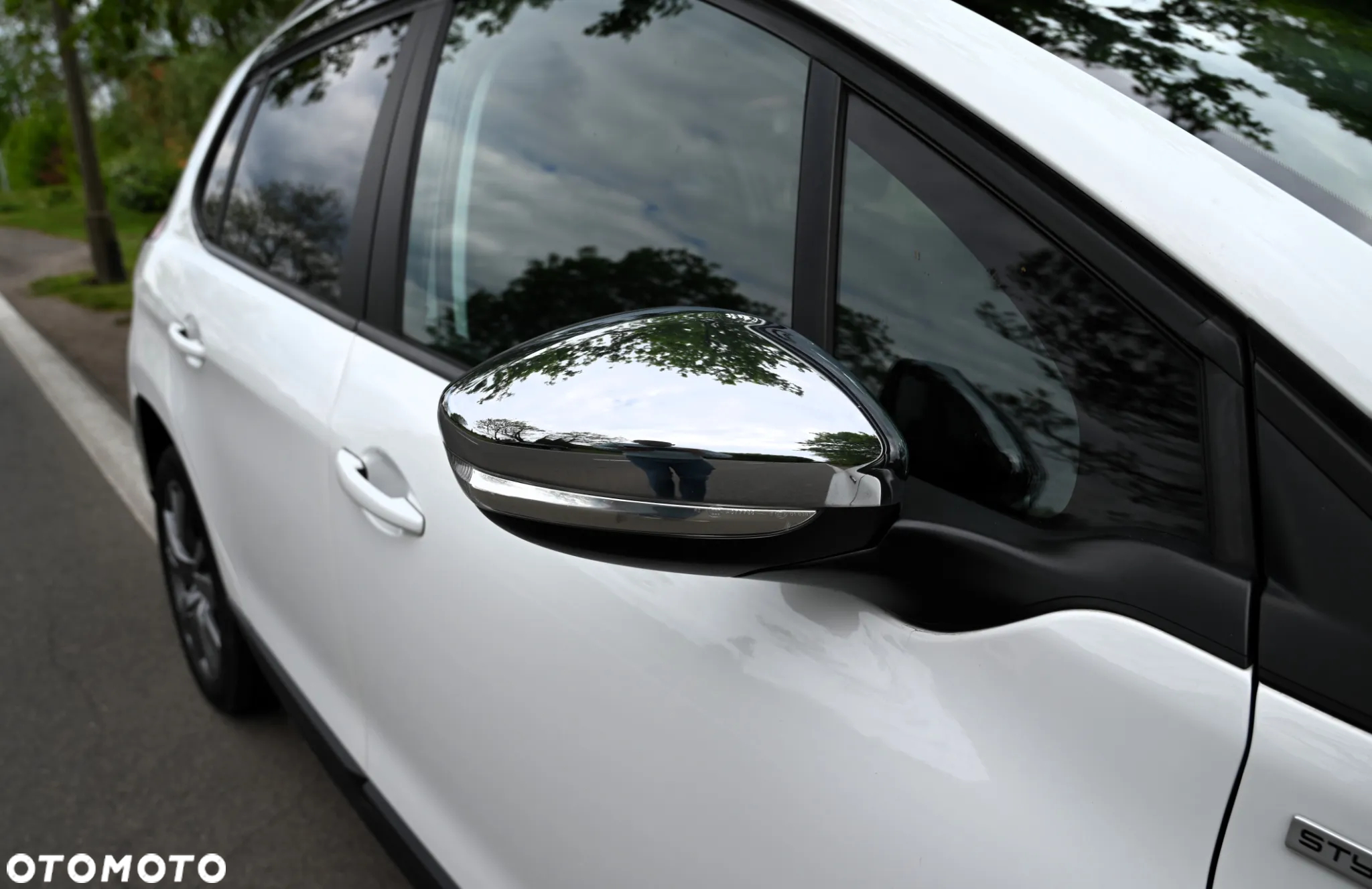 Peugeot 2008 1.6 BlueHDi Active - 24