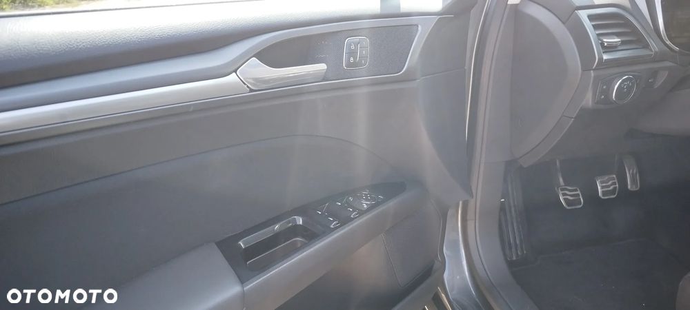 Ford Mondeo 2.0 TDCi Titanium - 9