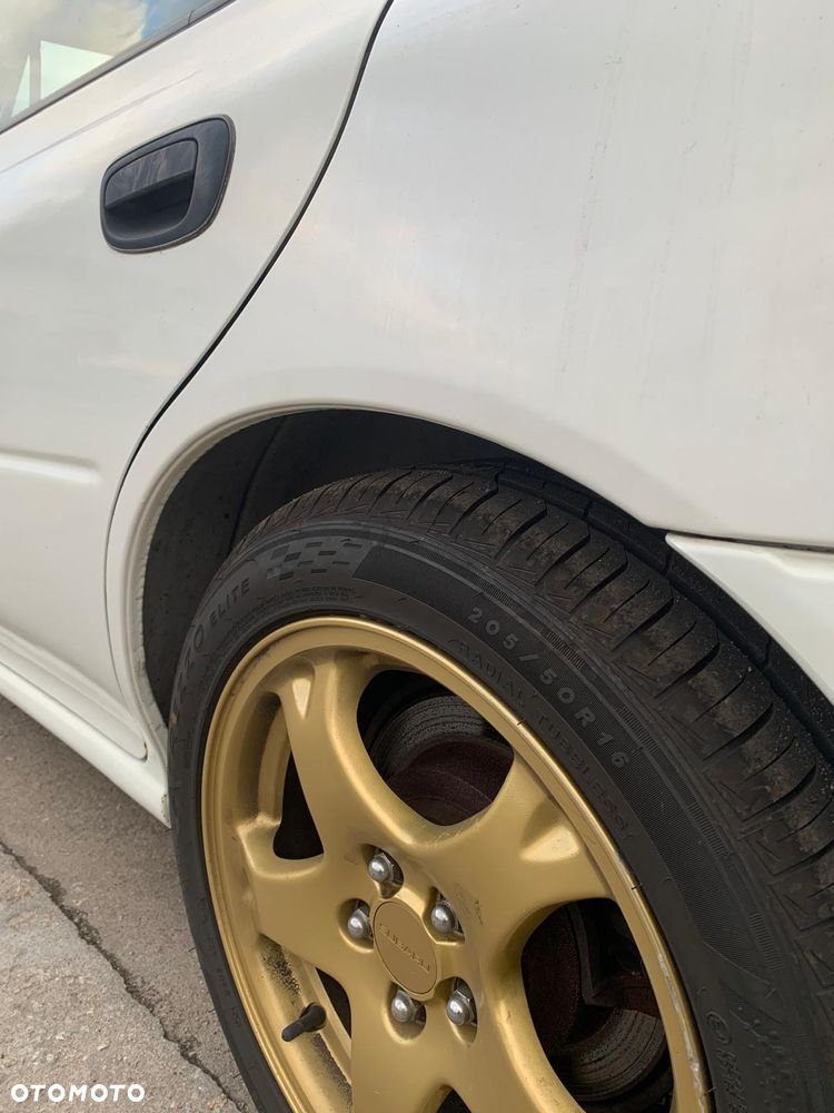 Subaru Impreza 2.0 GT - 9