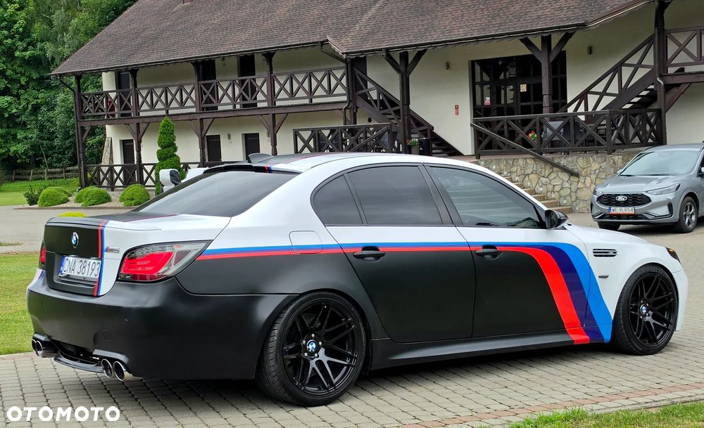 BMW M5 Standard - 3