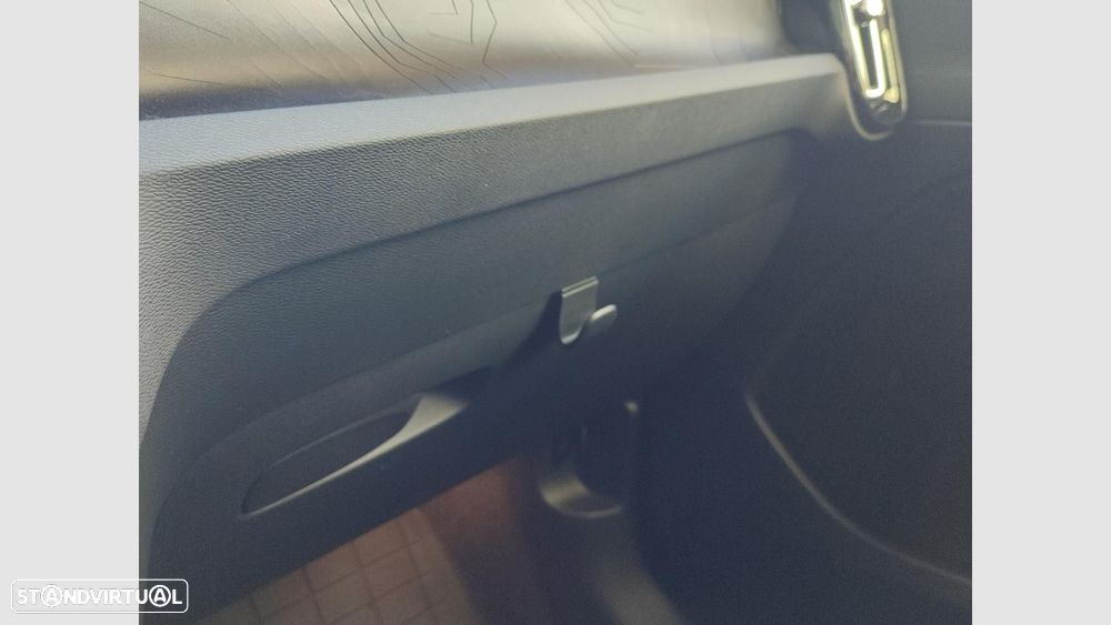 Volvo EC40 82 kWh Twin Motor Performance Black Edition - 21