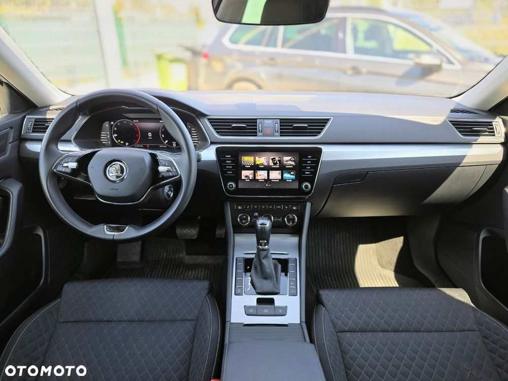 Skoda Superb 2.0 TDI Ambition DSG7 - 4