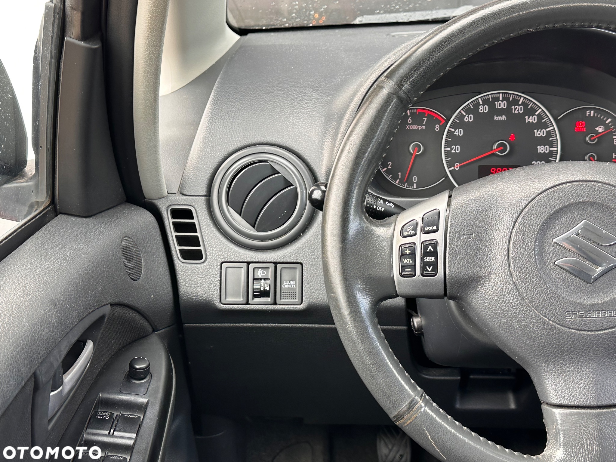 Suzuki SX4 1.6 GLX / Comfort - 8